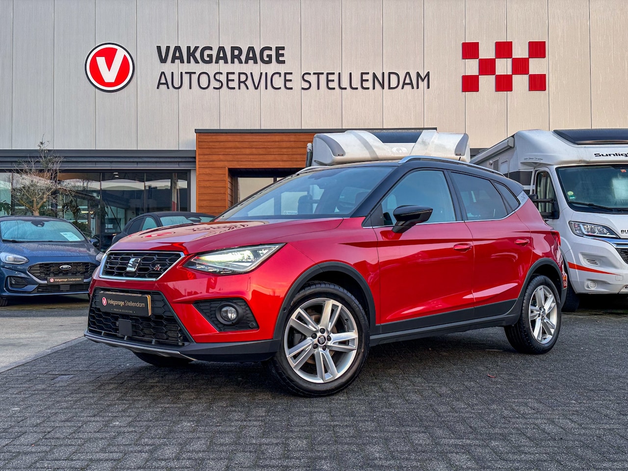 SEAT Arona - 1.0 TSI FR|DSG|Trekhaak|Keyless|Camera|Carplay|Navi|Climate Control - AutoWereld.nl