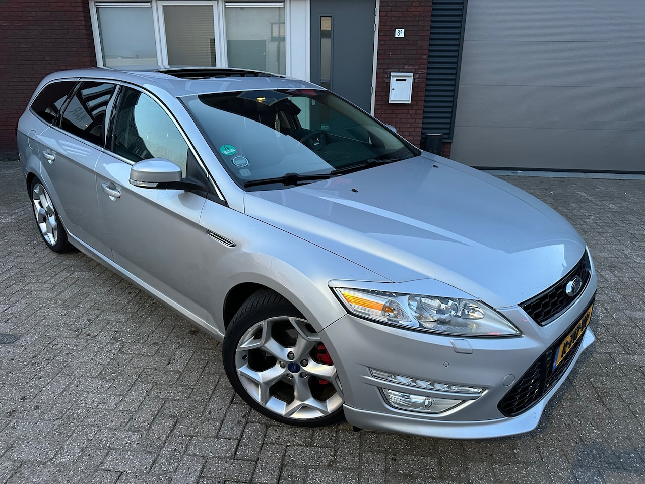Ford Mondeo Wagon - 2.0 EcoBoost Titanium / Pano / Leder / Navi / Camera / PDC - AutoWereld.nl