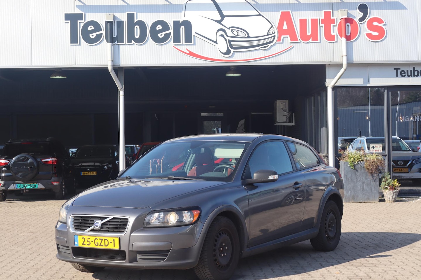Volvo C30 - 1.6 Kinetic Zie foto's, Cruise control, Radio cd speler, Climate control, Elektrische rame - AutoWereld.nl