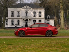 Alfa Romeo Giulia - 2.9 V6 Quadrifoglio MY26 | Facelift | Carbon stoelen | Akrapovic | Harman/Kardon