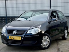 Volkswagen Polo - 1.2 Optive |Airco |Nieuwe APK |CruiseC