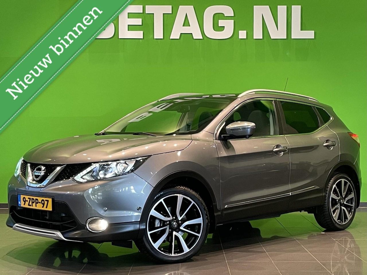 Nissan Qashqai - 1.2 Connect Edition | Camera | Pano | Leder | - AutoWereld.nl