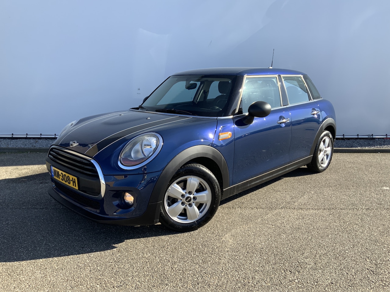 MINI One - Mini 1.2 Business, Airco, Multimedia, Automaat! - AutoWereld.nl