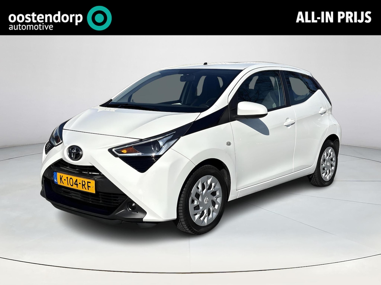 Toyota Aygo - 1.0 VVT-i x-play **APPLE CARPLAY/ BEGRENZER/ TOERENTELLER** - AutoWereld.nl