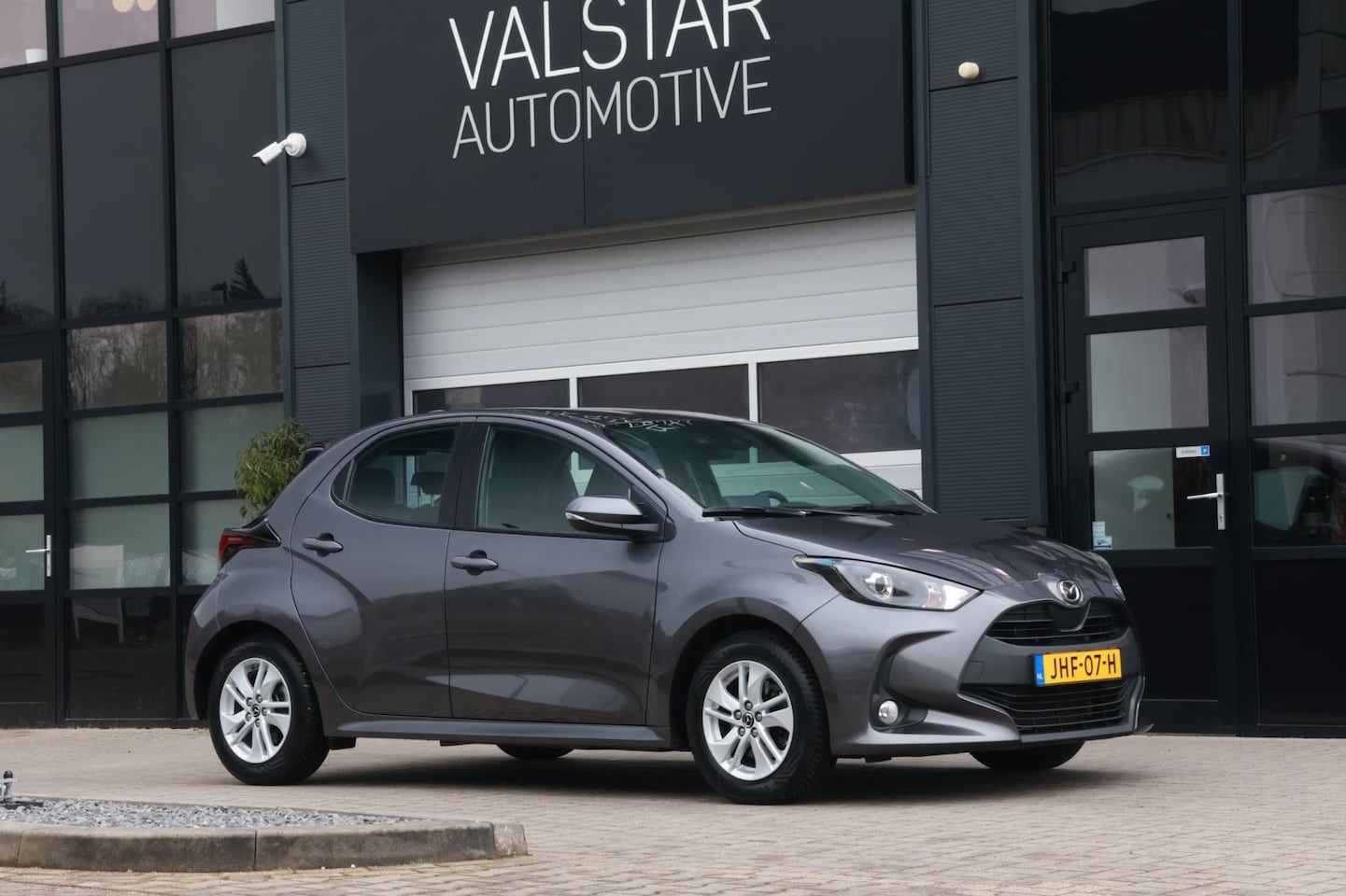 Mazda 2 Hybrid - 1.5 Agile hybride | Camera | ACC | Stoel/stuur verwarming! | Apple Carplay - AutoWereld.nl