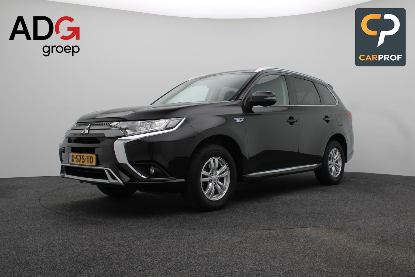 Mitsubishi Outlander - 2.4 PHEV Pure | Cruise Control | Navigatie | Carplay | 1500 kg Trekgewicht | - AutoWereld.nl