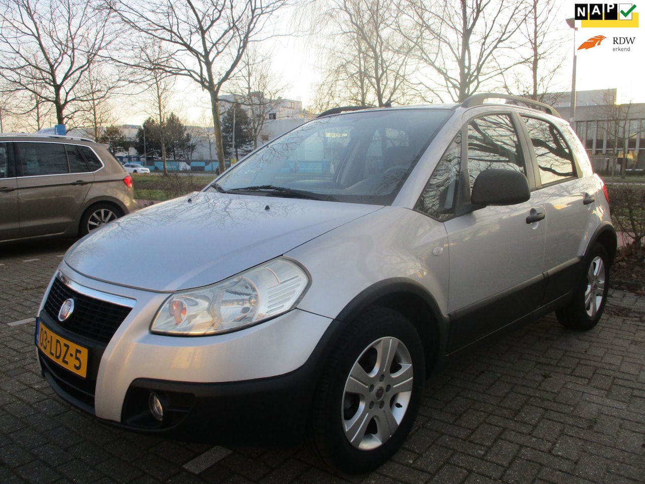 Fiat Sedici - 1.6-16V Young 83.000 km !!! - AutoWereld.nl
