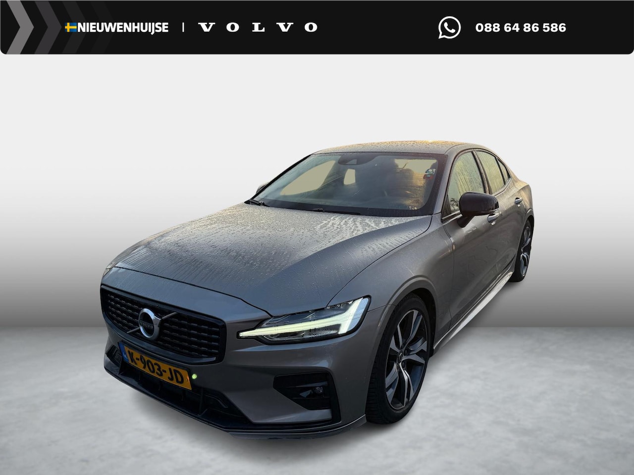 Volvo S60 - 2.0 B3 R-Design | Navigatie | Apple Carplay | Sportstoelen | Android Auto | Keyless Entry - AutoWereld.nl