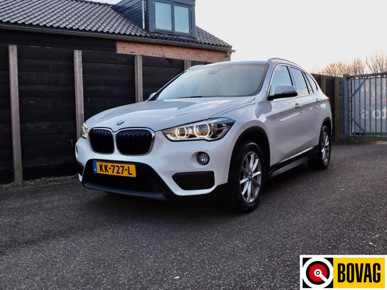 BMW X1 - sDrive16d Centennial Executive - AutoWereld.nl