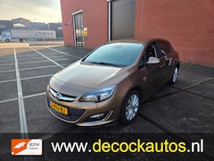 Opel Astra - 1.4 Turbo Color Edition