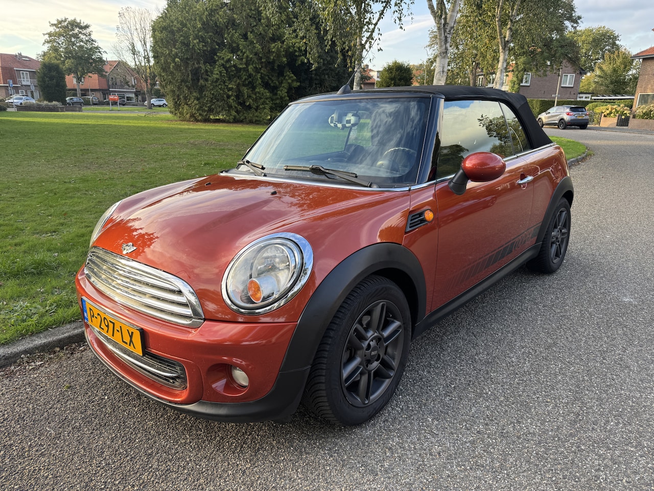 MINI Cabrio - Mini 1.6 Cooper Pepper CRUISE, CLIMA - AutoWereld.nl