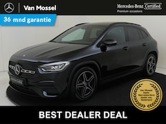 Mercedes-Benz GLA-Klasse - 200 Business Solution AMG / Stoelverwarming / Achteruitrijcamera / Panorama-schuifdak / Ni
