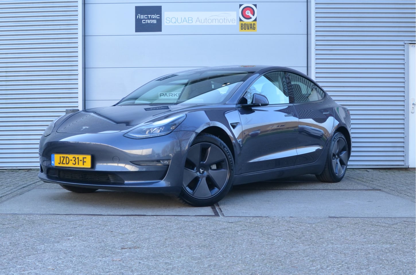 Tesla Model 3 - Long Range RWD Long Range AWD 75 kWh AutoPilot3.0 Ryzen - AutoWereld.nl