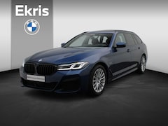 BMW 5-serie Touring - 530e xDrive M Sportpakket | Stuurwielrand Verwarmd | Trekhaak | Panoramadak | Sportstoelen