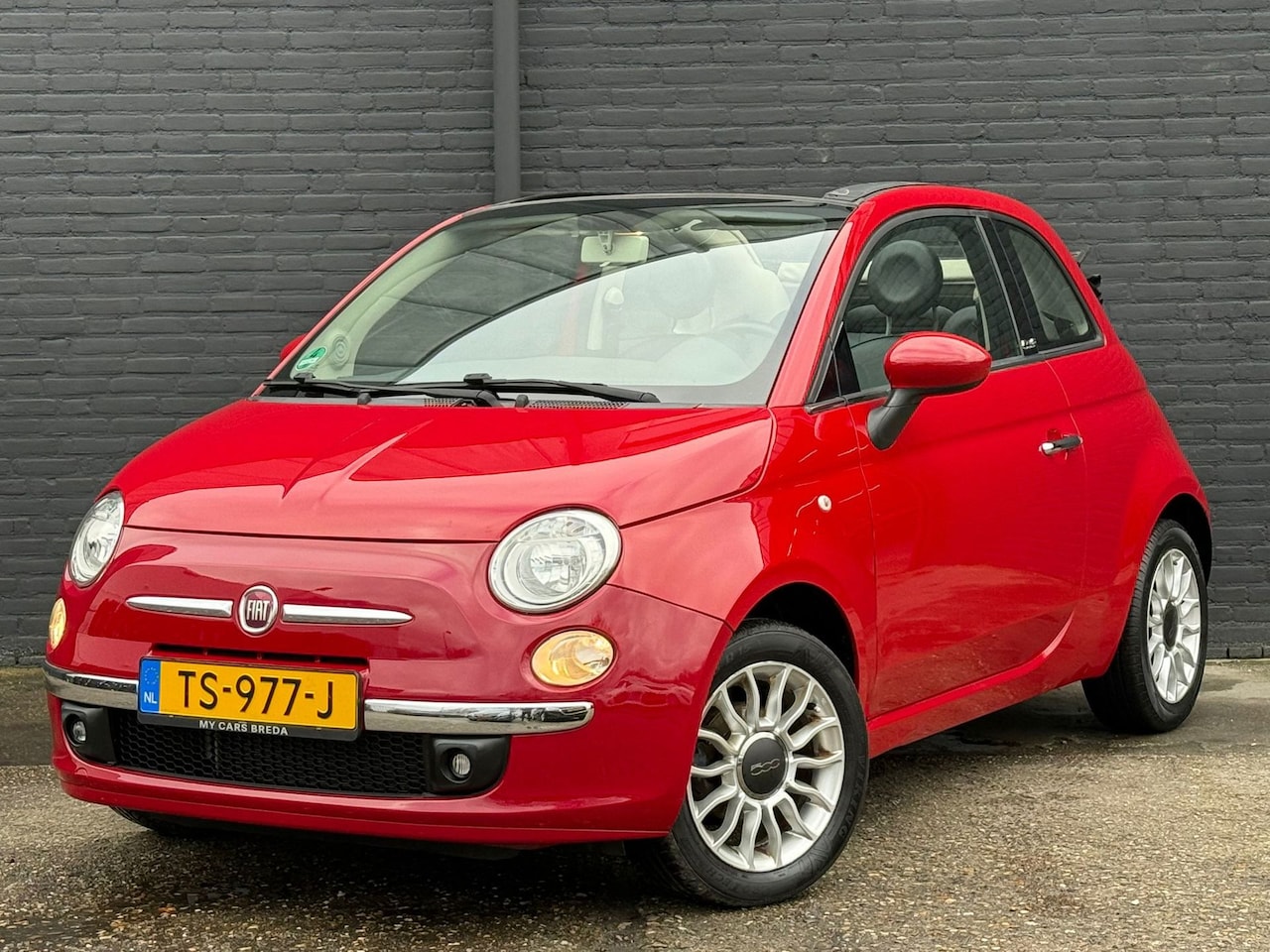 Fiat 500 C - 1.2 Lounge | CABRIO | AIRCO | PDC | ELEK RAMEN | NWE APK - AutoWereld.nl