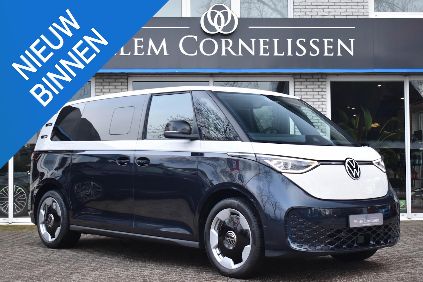Volkswagen ID. Buzz - Pro 86 kWh LWB 7p. Elc Schuif 20" Camera ACC - AutoWereld.nl