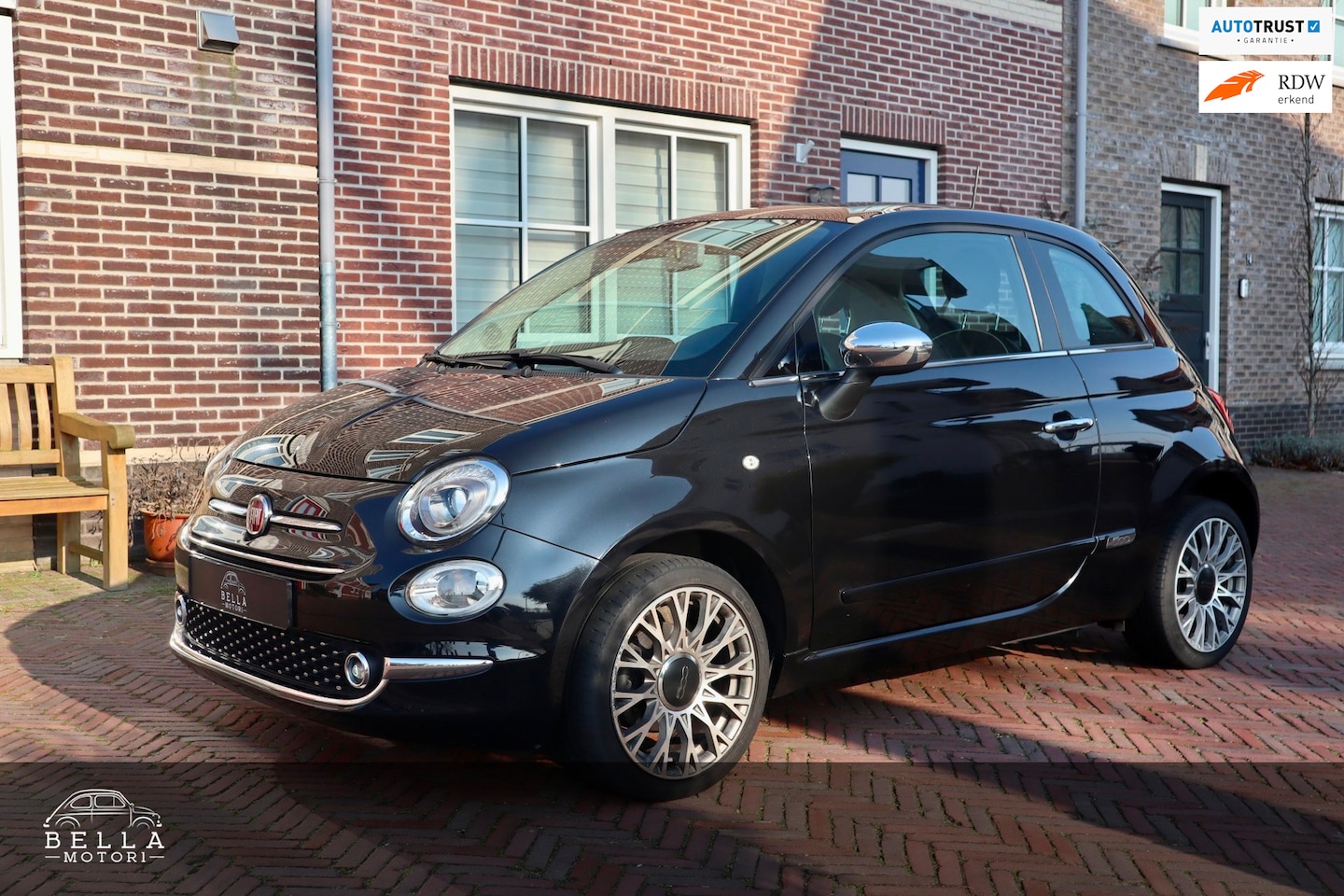 Fiat 500 - 1.2 Lounge | Panoramadak | Navigatie | DAB | Parkeersensoren | Cruise control | Automatisc - AutoWereld.nl