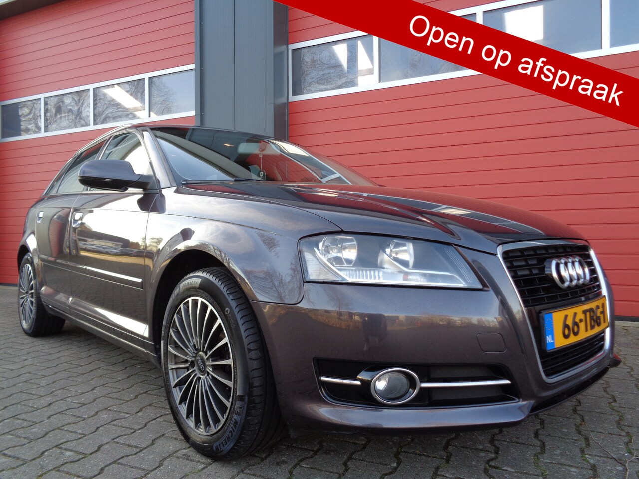 Audi A3 Sportback - 1.4 TFSI Attraction Pro Line 126PK Clima Cruise LMV Trekhaak NL-Auto - AutoWereld.nl