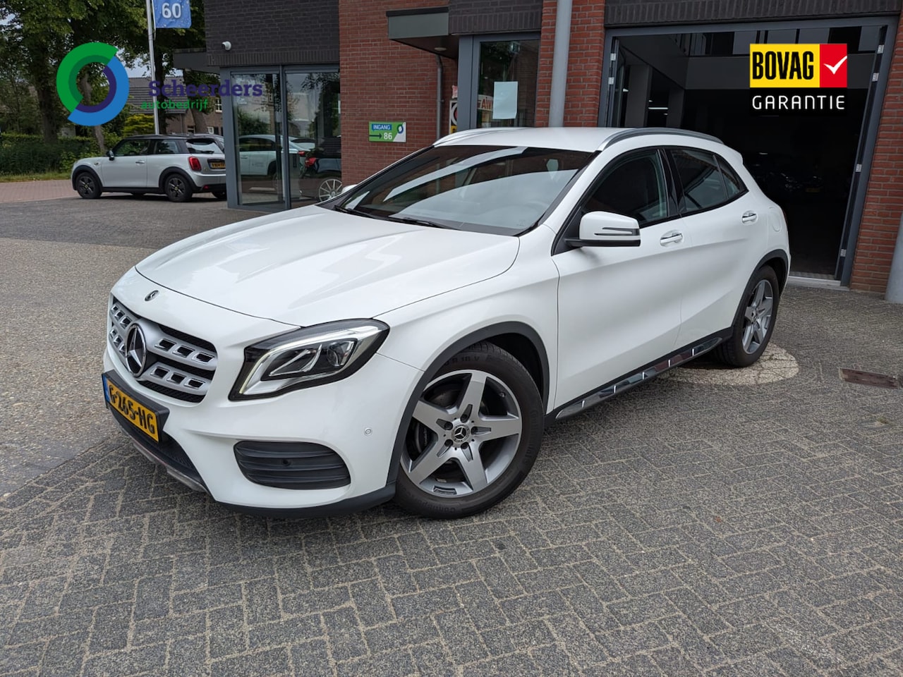 Mercedes-Benz GLA-Klasse - 180 Business Solution AMG 180 Business Solution AMG nieuwstaat - AutoWereld.nl