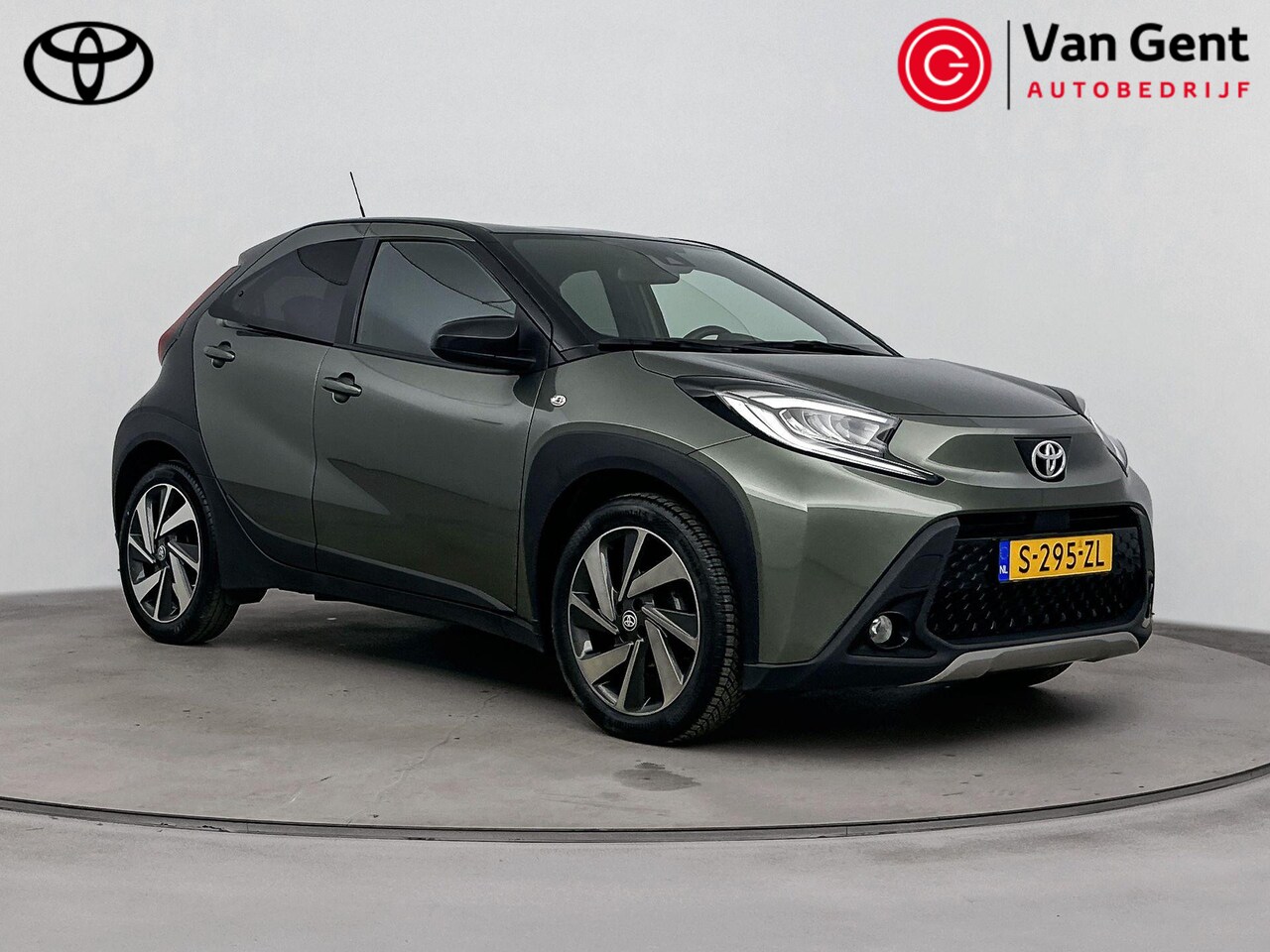 Toyota Aygo X - 1.0 VVT-i MT Envy | Apple Carplay / Android Auto | LED | JBL | Adaptive Cruise | Clima | C - AutoWereld.nl