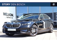 BMW i5 - eDrive40 High Executive / Adaptieve LED / Parking Assistant Plus / Live Cockpit Profession