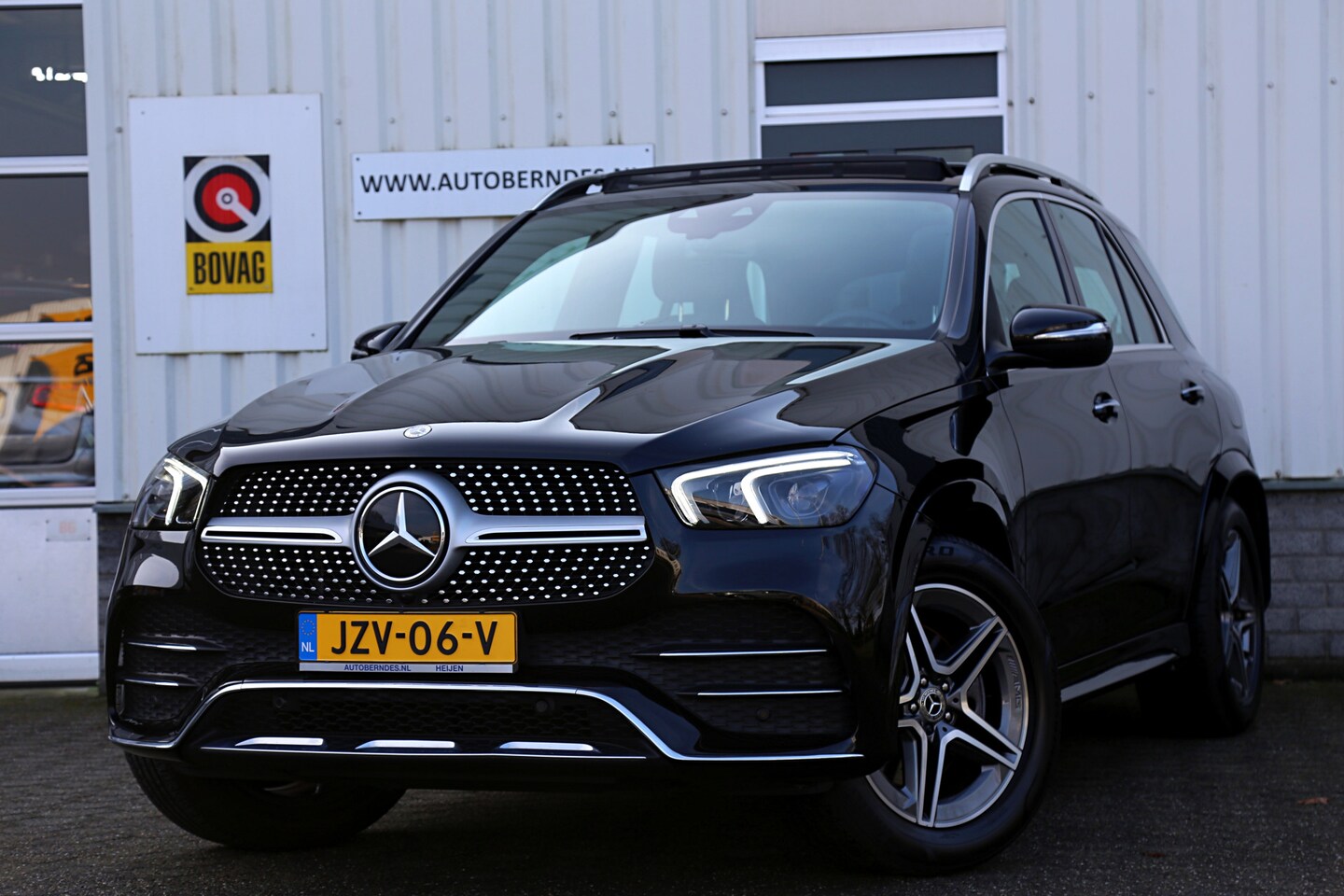Mercedes-Benz GLE-Klasse - 350 e Plug in hybride 4MATIC AMG*Perfect MB Onderh.*Pano/Elek. Trekhaak/Burmester/ACC met - AutoWereld.nl