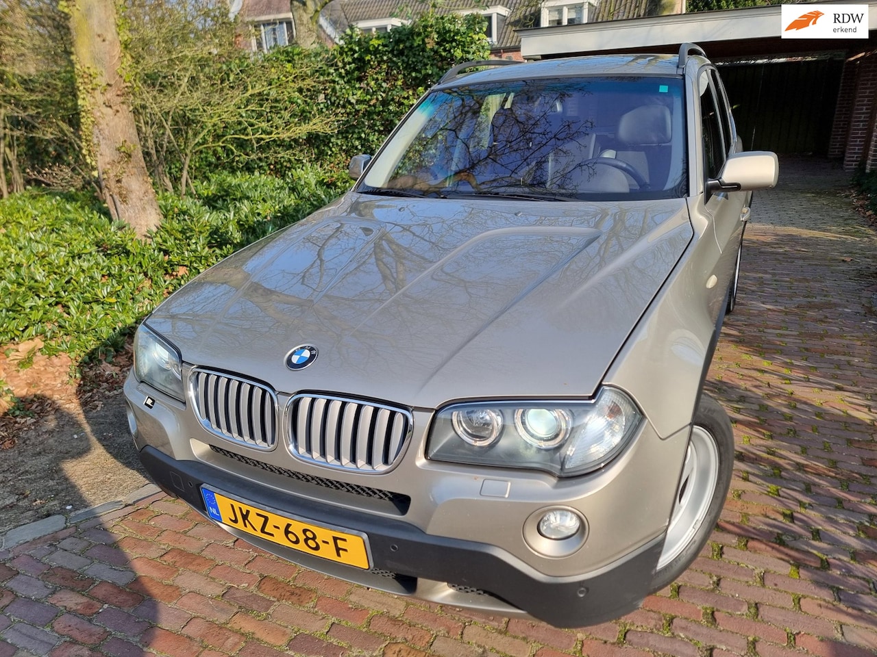 BMW X3 - 2.0d X-Drive High Executive Xenon/Memory/Ecc/Pdc - AutoWereld.nl