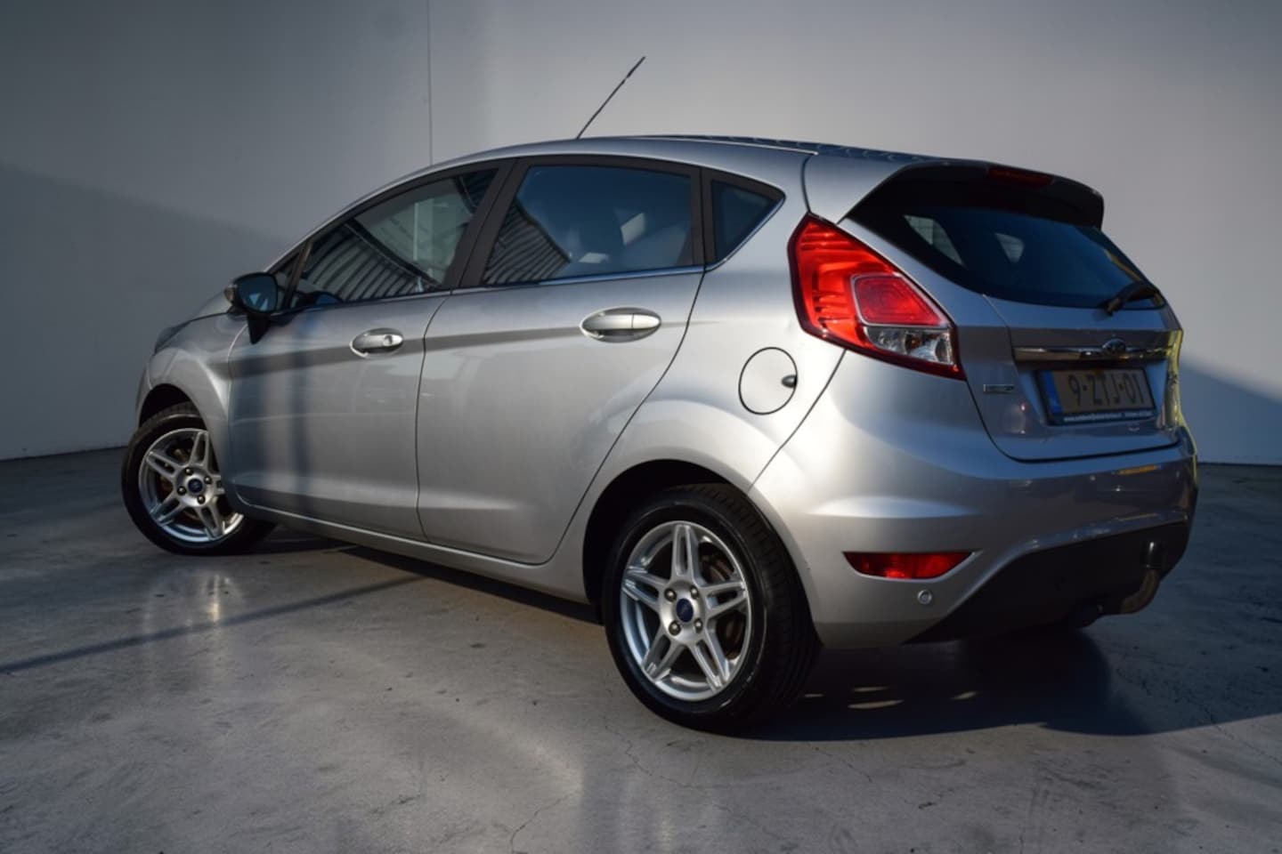 Ford Fiesta - 1.0 EcoBoost Titanium 1.0 EcoBoost Titanium, Parkeercamera, Trekhaak, 1e eigenaar, Extreem lage kmstand, NAP, Ai