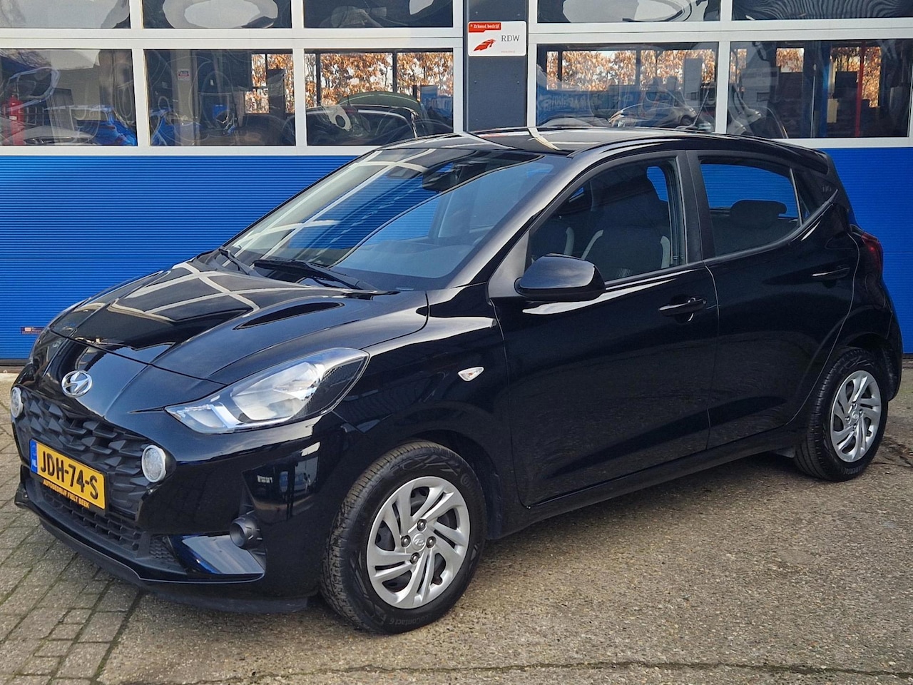 Hyundai i10 - 1.0 Comfort Automaat / Carplay / Cruise control / Airco / Bluetooth / Lage K.M stand - AutoWereld.nl