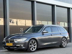 BMW 3-serie Touring - 328i High Executive Hade-Up Panorama Leer