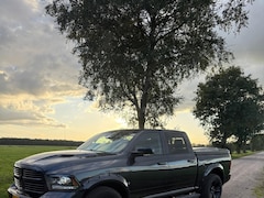 Dodge Ram 1500 - 5.7 V8 4x4 Crew Cab 5'7 Limited | EX BTW