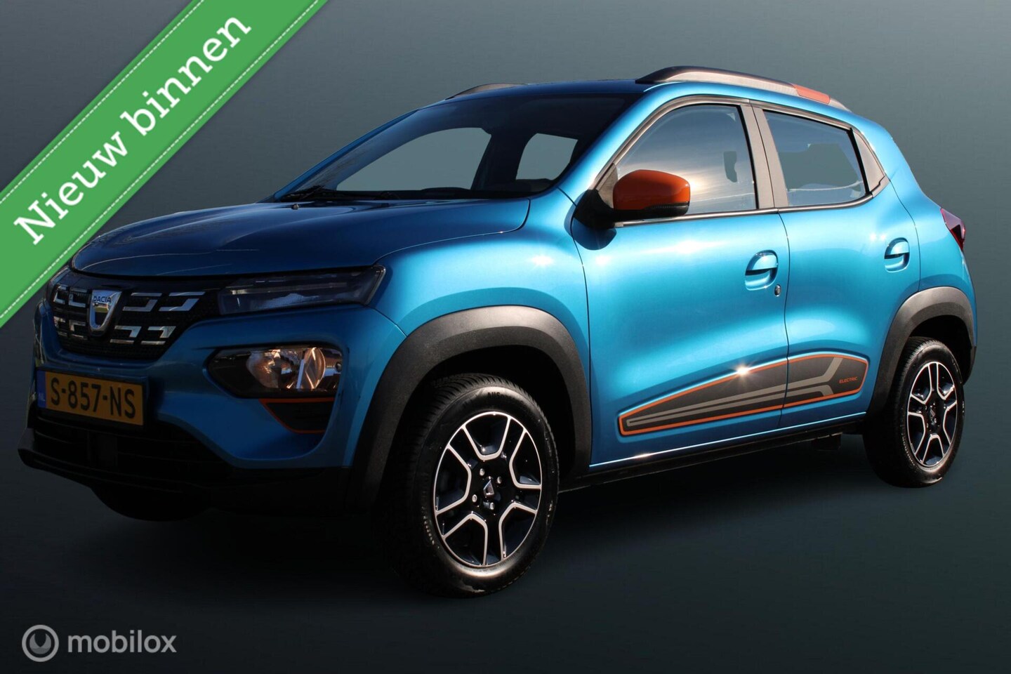 Dacia Spring - Comfort Plus 27 kWh Comfort Plus (Orange Pack) 27 kWh, Navi, Cruise, App connect, Pdc + camera - AutoWereld.nl