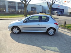 Peugeot 206 - 1.1 XR Nieuwe D-riem