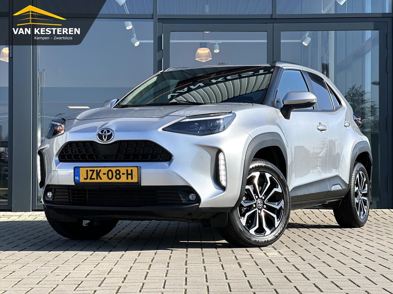 Toyota Yaris Cross - 1.5 VVT-I Hybrid 116pk CVT Business Plus | Stoel + Stuurverw. | Cam. | PDC | ACC | LED | K - AutoWereld.nl