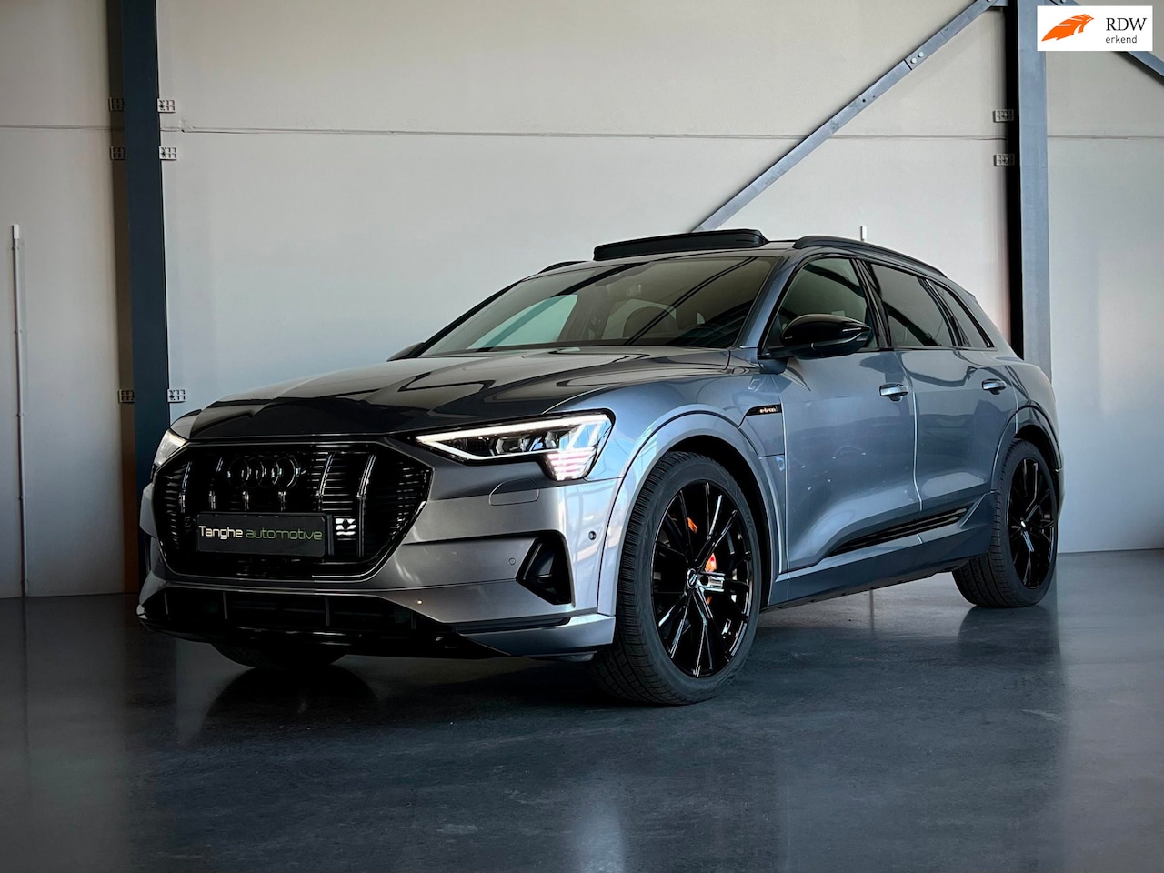 Audi e-tron - 55, S-Line, ACC, Pano, HUD, B&O, Trekhaak, Incl. BTW - AutoWereld.nl