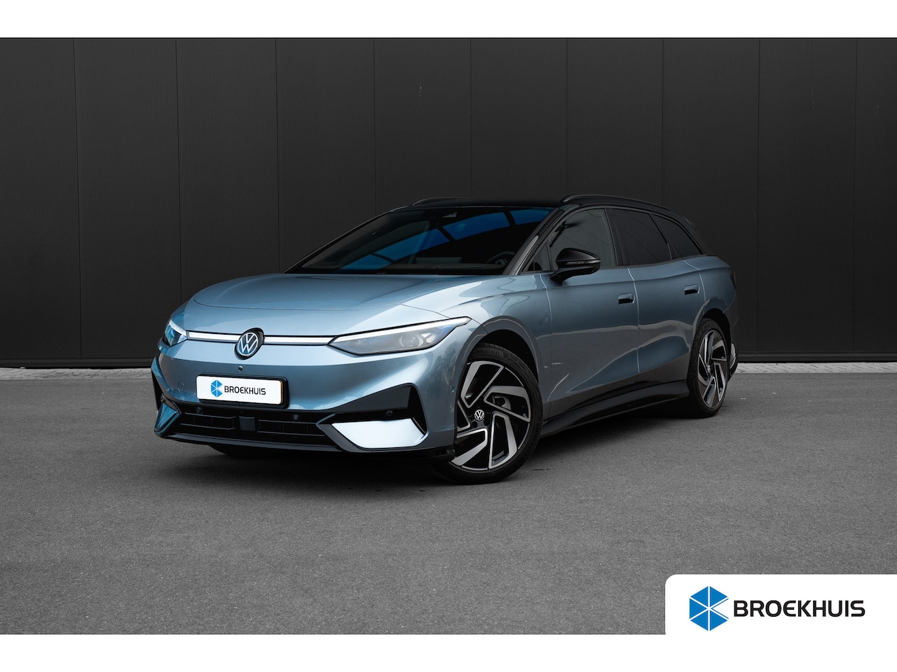 Volkswagen ID.7 Tourer - 286pk Pro Limited Edition | Trekhaak | Stoelen Elektrisch | Stoelverwarming & Massage | 20 - AutoWereld.nl