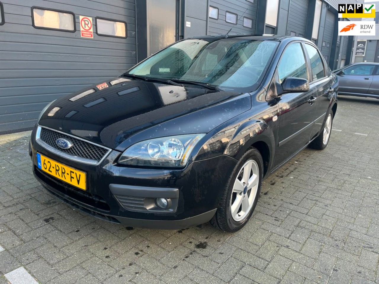Ford Focus - 1.6-16V First Edition 1.6-16V First Edition - AutoWereld.nl