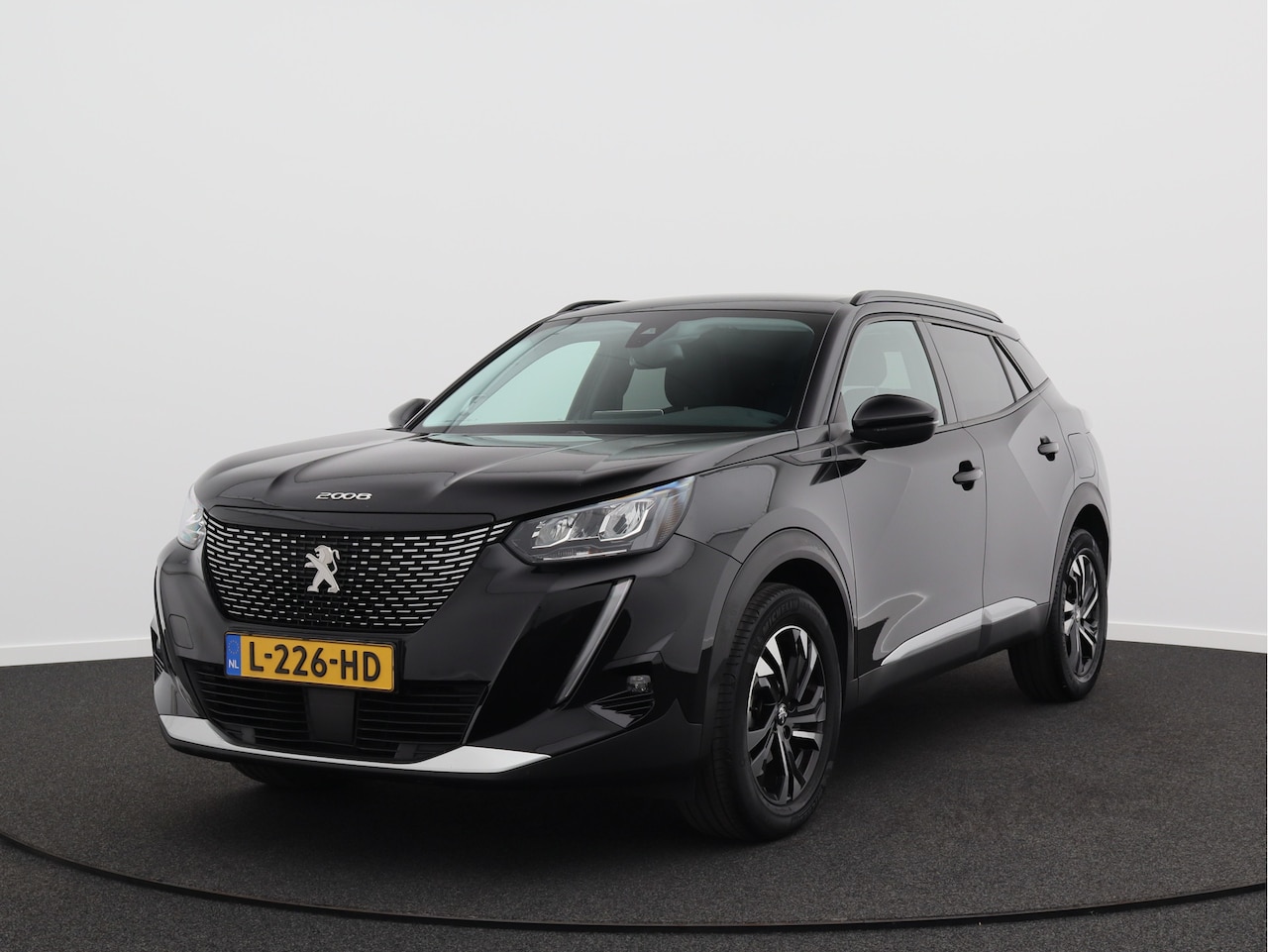 Peugeot 2008 - 1.2 PureTech Allure Pack/ automaat/ lage km! - AutoWereld.nl