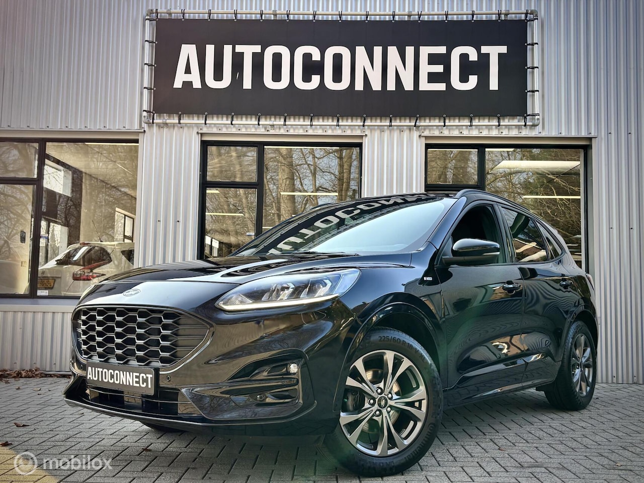 Ford Kuga - 1.5 EcoBoost ST-Line. NAVI, CRUISE, CLIMA, STOELVERWARMING 4X - AutoWereld.nl