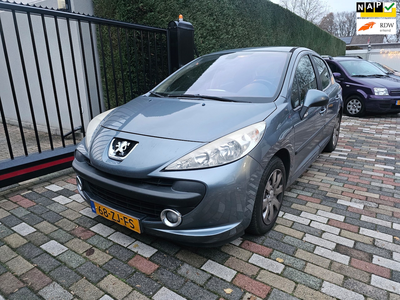 Peugeot 207 - 1.6 VTi XS AUTOMAAT 2008 Clima Trekhaak - AutoWereld.nl