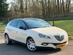 Lancia Delta - 1.8-16V Di Platinum /Automaat/Pano/Airco/