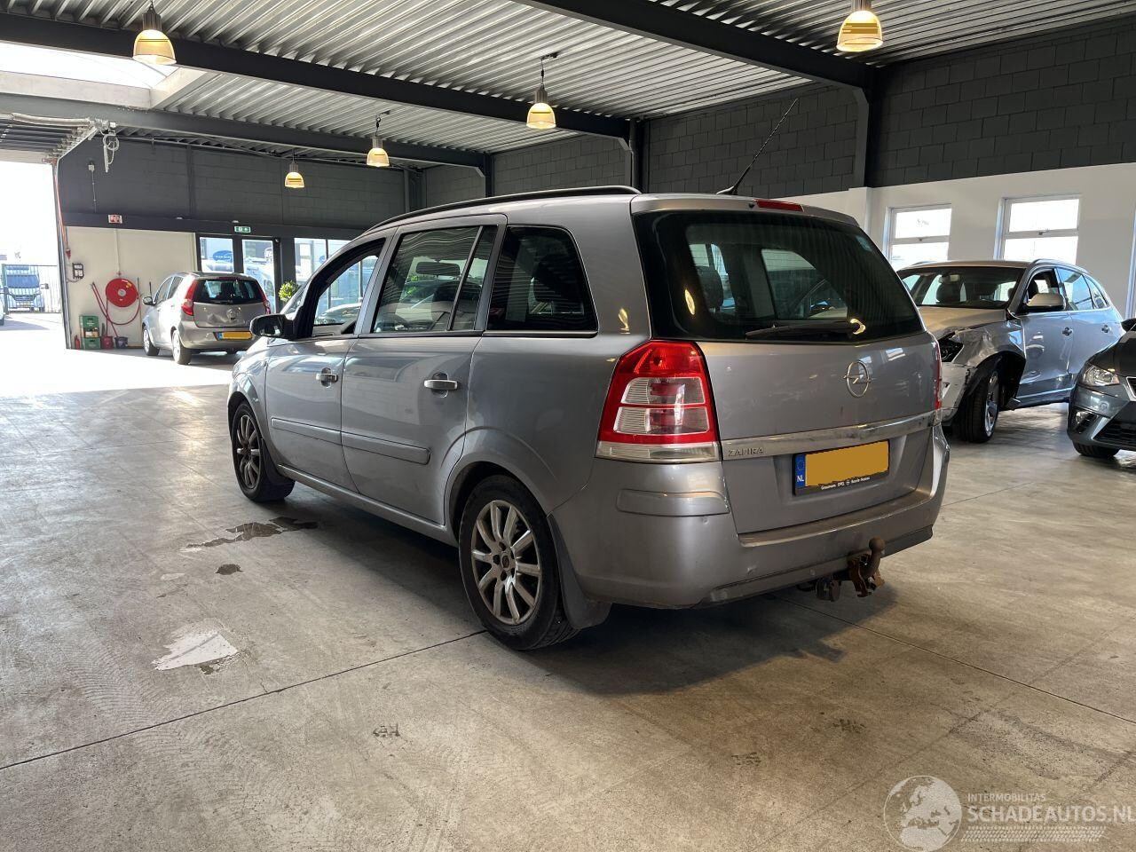 Opel Zafira - 1.8 Temptation 7 PERSONS! NAP + APK!