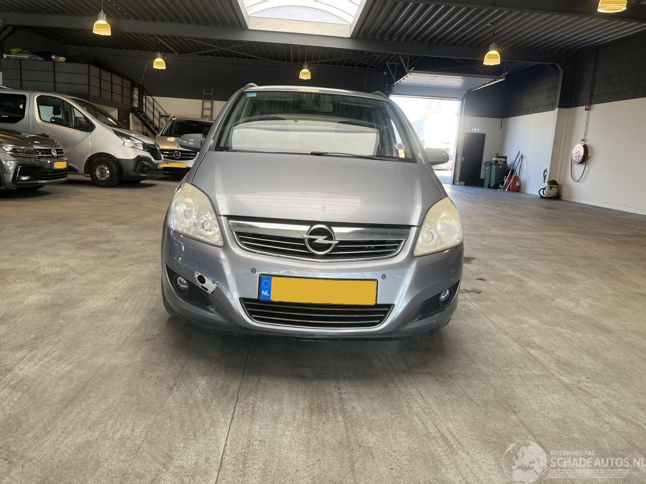 Opel Zafira - 1.8 Temptation 7 PERSONS! NAP + APK!