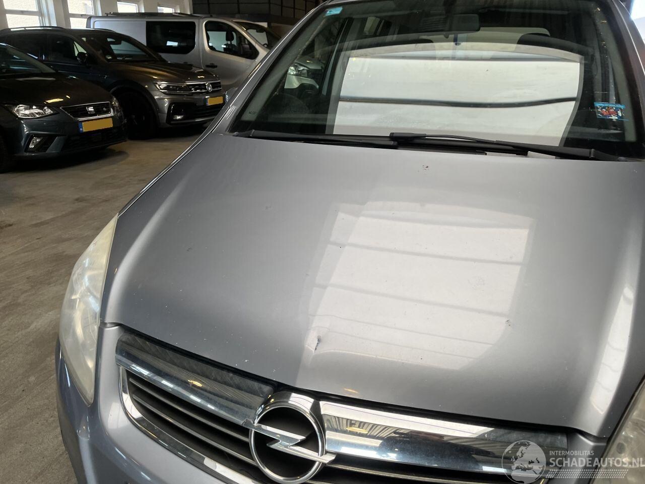 Opel Zafira - 1.8 Temptation 7 PERSONS! NAP + APK!