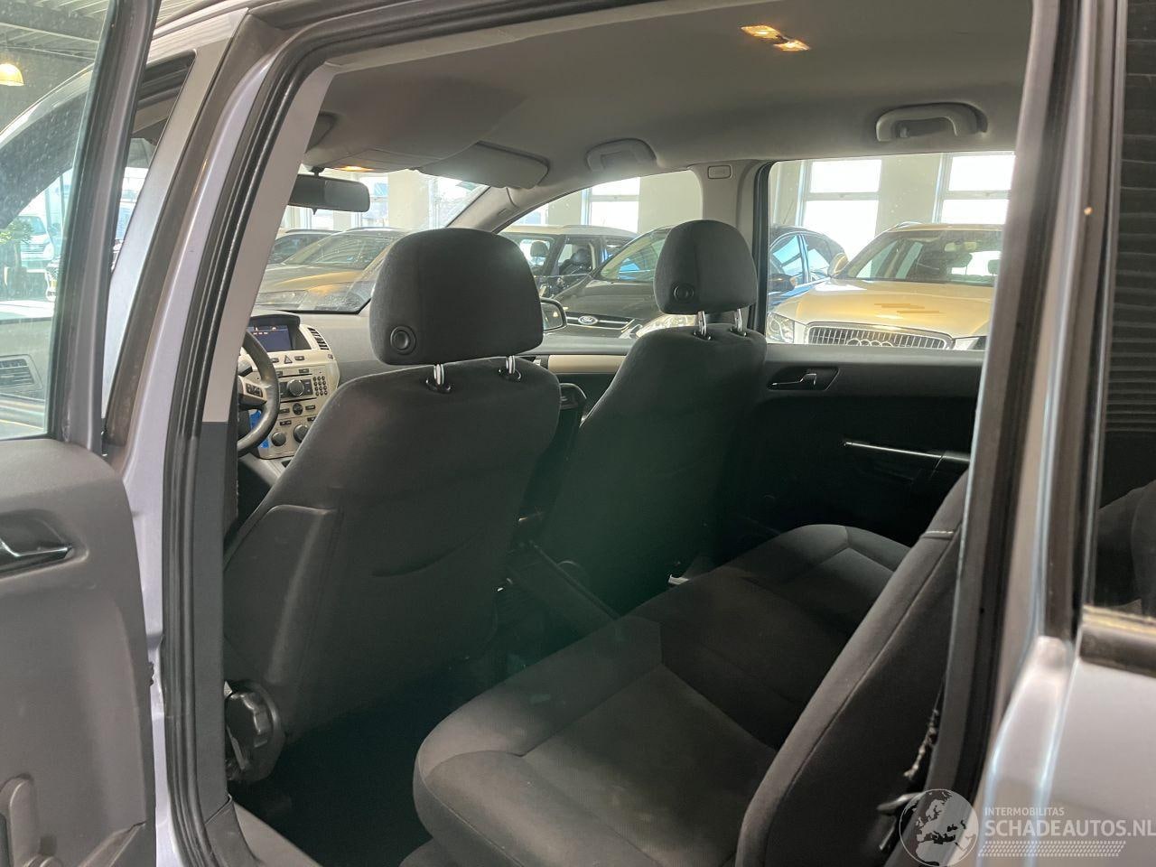 Opel Zafira - 1.8 Temptation 7 PERSONS! NAP + APK!