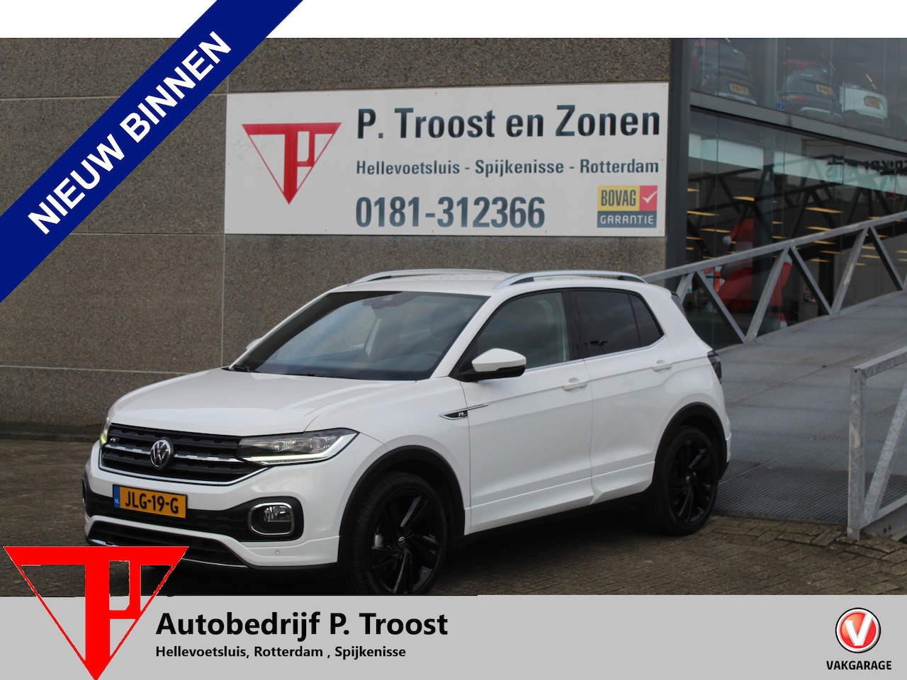 Volkswagen T-Cross - 1.0 TSI R-Line binnen & buiten / Digitaal dashboard / Parkeersensoren rondom / Achteruitri - AutoWereld.nl