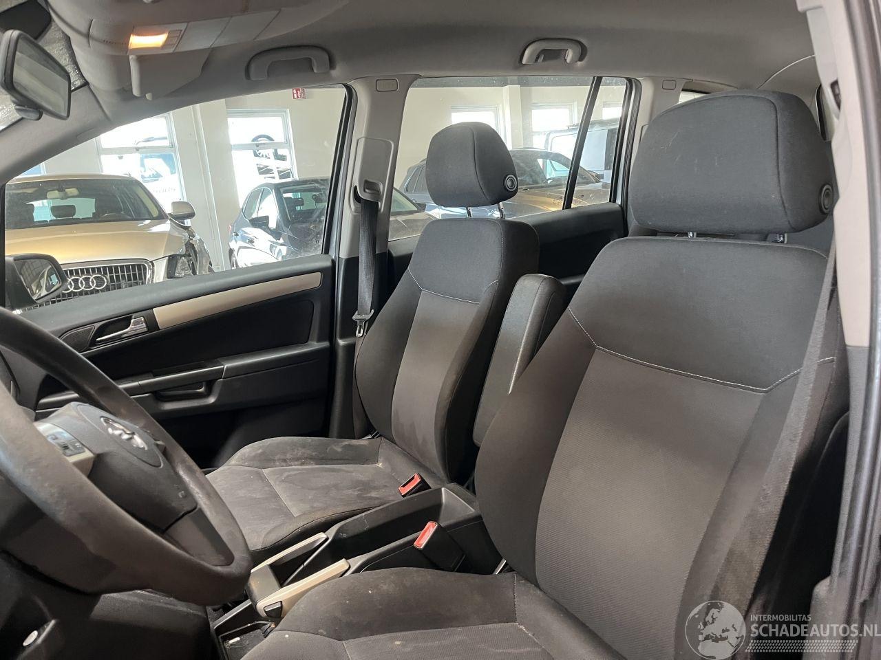 Opel Zafira - 1.8 Temptation 7 PERSONS! NAP + APK!