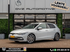 Volkswagen Golf - 1.0 eTSI DSG Active | ACC | Ambient | Carplay |