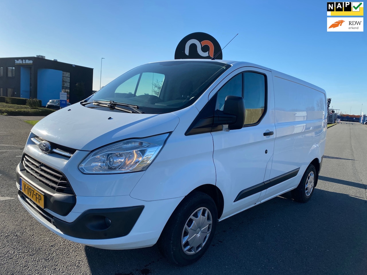 Ford Transit Custom - 2017 * 2.0 TDCI L1H1 Trend * EURO 6 * TOP BUSJE * AIRCO * CRUISE CONTROL - AutoWereld.nl