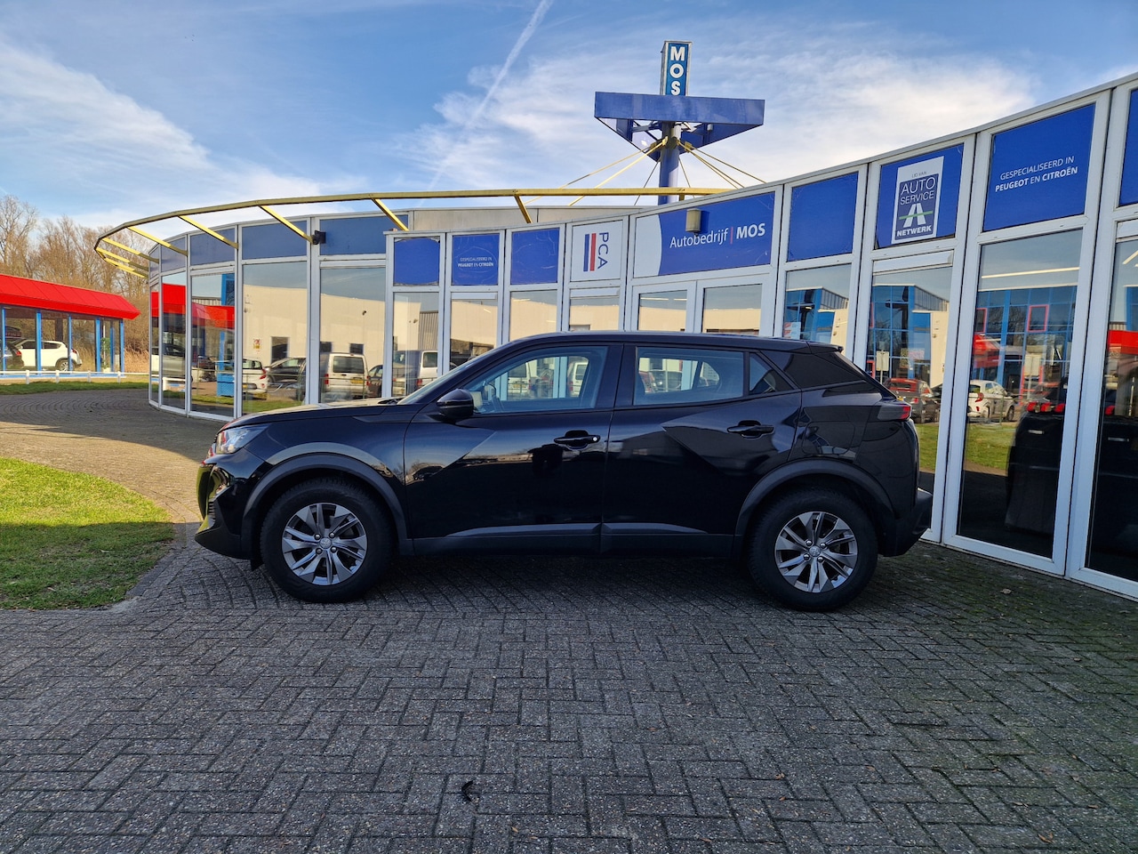 Peugeot 2008 - 1.2 PureTech Active 6Bak Rijklaar - AutoWereld.nl
